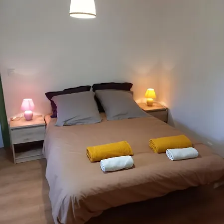 Du Mont Mars Feriehus Salasc